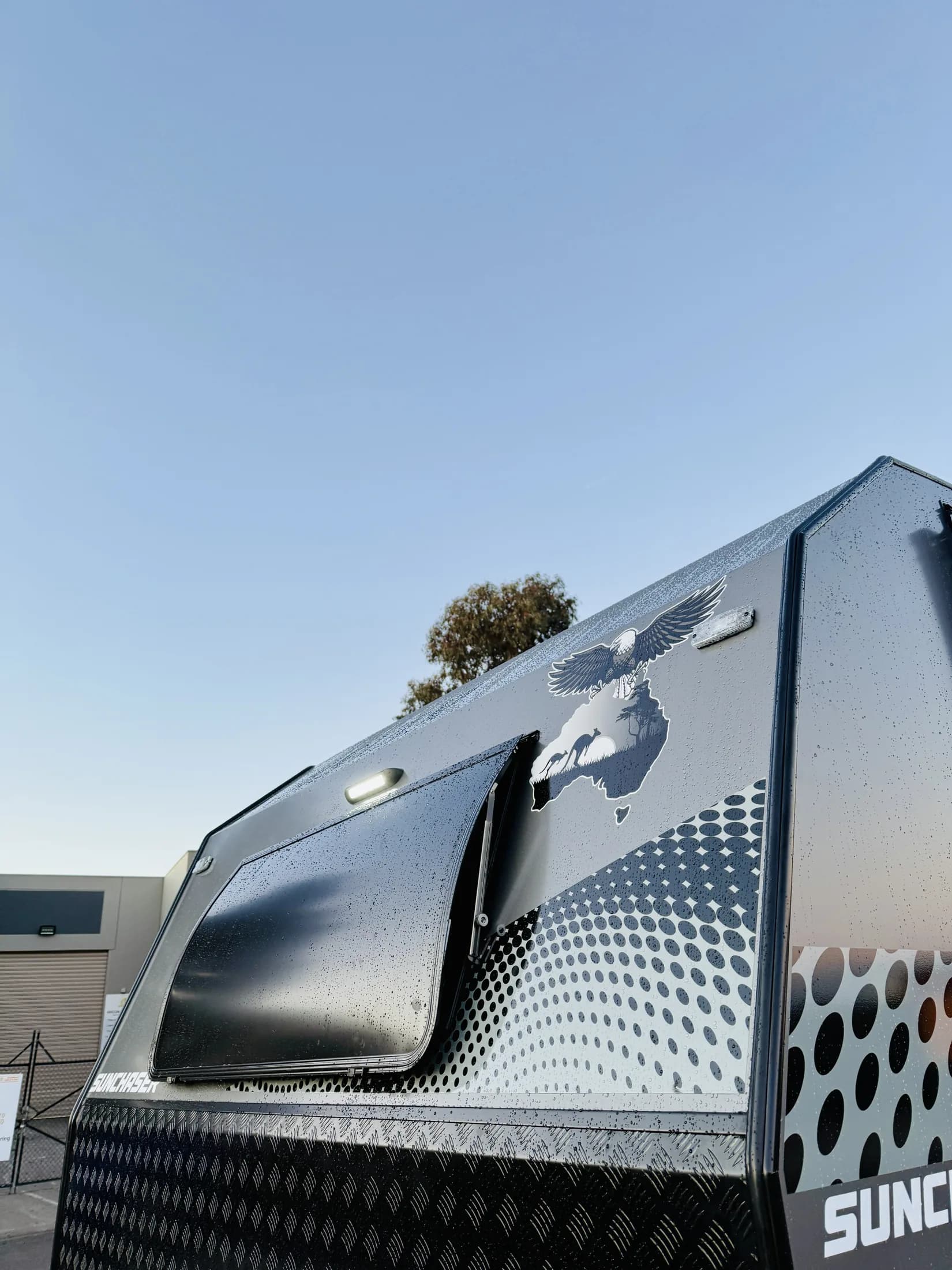 Checker-plate nose cone with the Sunstar eagle badge